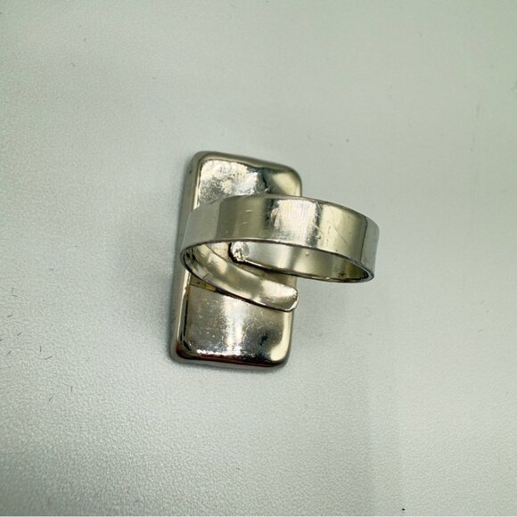 Mother of Pearl Statement Ring Size Adjustable - Picture 5 of 11